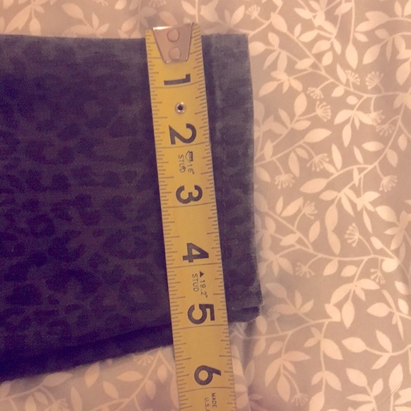Jolt Black Leopard Print Jeans 11/30w NWOT - Picture 7 of 10